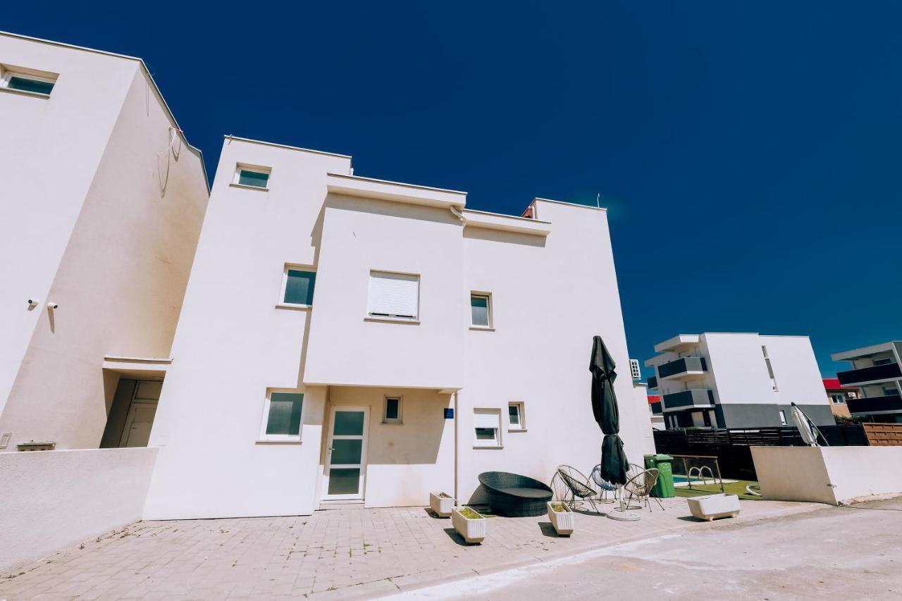 Villa Jasmina Novalja Exteriér fotografie